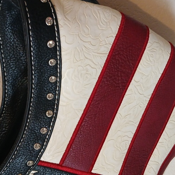 P&G Concealed Carry American Flag Faux Leather Purse - Picture 3 of 7